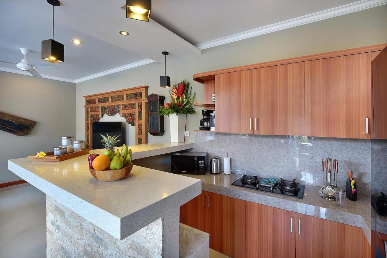 Kae Villa Anggrek Seminyak Buitenkant foto